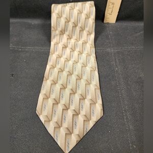 Vintage Axis LA Silk Elegant Beige Geometric Tie Used Great Shape